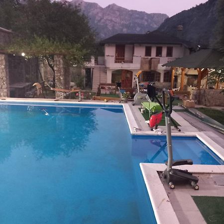 Vila Kuca Za Odmor Sa Bazenom Diva Grabovica Jablanica Exteriér fotografie