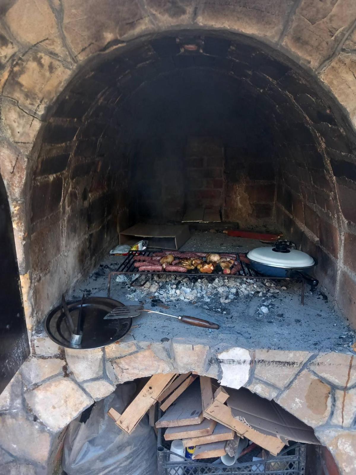 Vila Kuca Za Odmor Sa Bazenom Diva Grabovica Jablanica Exteriér fotografie